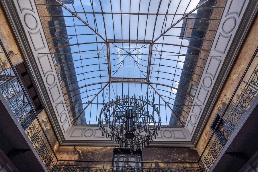 Oatlands Park Hotel Iconic Dome Ceiling