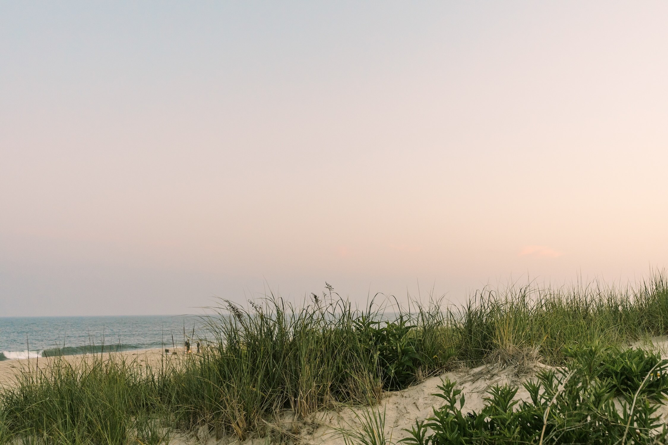 The Roundtree is a short distance to beautiful Atlantic Ave. and Indian Wells beaches